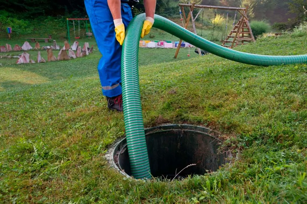 Desentupimento de Esgoto em SC - SC Soluções Ambientais Blumenau, Gaspar, Timbó, Indaial, Navegantes, Penha, Barra Velha, Santa Catarina